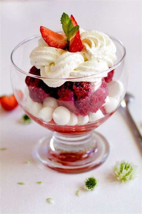 Verrines Fa On Vacherin Glac Et Meringues Dessert Aux Fruits Fruit