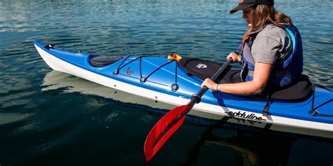 How To Paddle A Kayak Basic Strokes Kayaking Kayaking Tips Sea