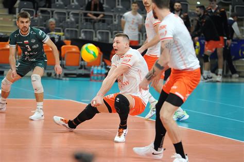 CLVM 77 JASTRZEBSKI Węgiel v SVG LÜNEBURG CEV