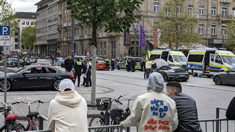 D Sseldorf Polizei Im Gro Einsatz Gegen Autoposer Und Tuning