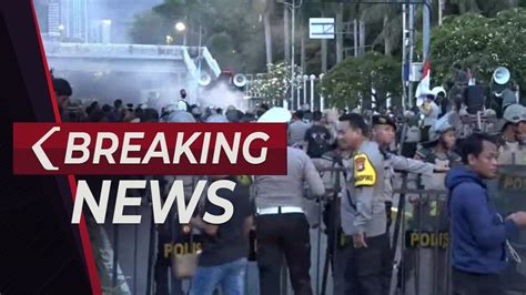 Breaking News Situasi Demo Di Depan Dpr Soal Hak Angket Tuntut