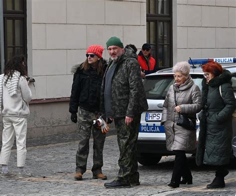 Ojciec Mateusz wrócił do Sandomierza Filmowcy i aktorzy kręcili