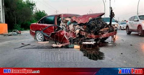 Hoy Tamaulipas Choque En Tamaulipas Automovilista Se Impacto Contra