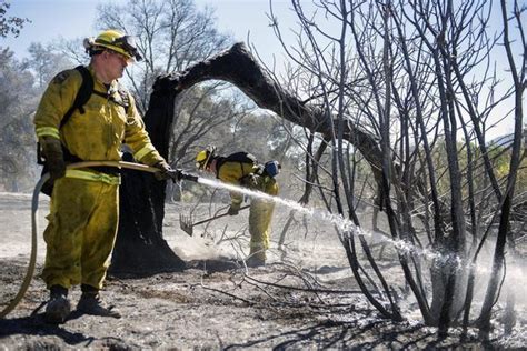 Fire Containment What Does It Mean Los Angeles Times