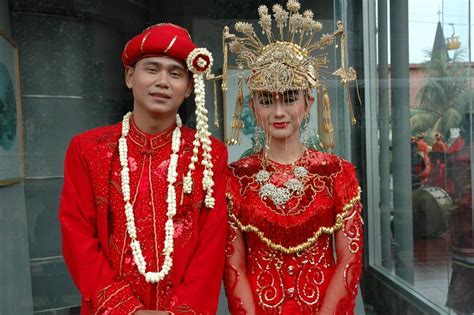 5 Baju Adat Betawi Maknanya Beserta Atributnya Varia Id