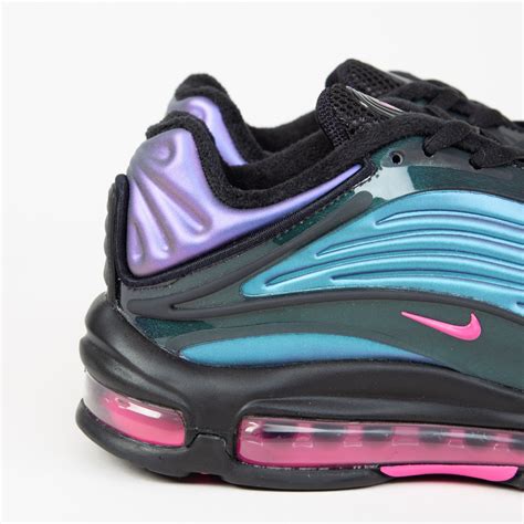 Nike Air Max Deluxe Throwback Future Black Laser Fuchsia Aj