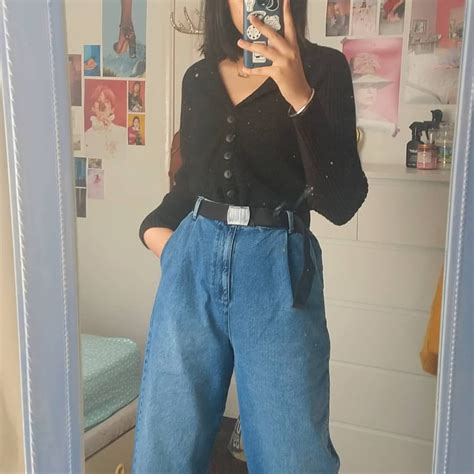 Edgy 90S Aesthetic Outfits