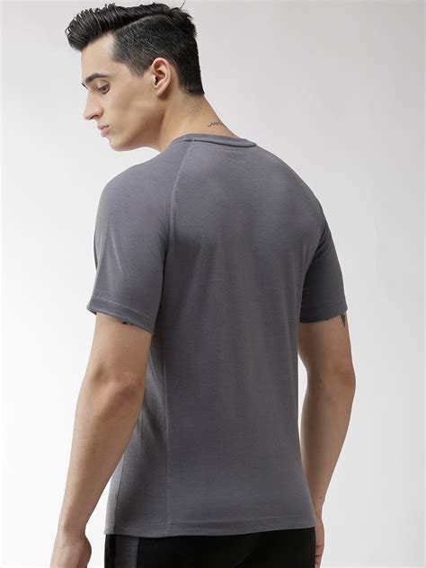 Alcis Men Charcoal Grey Solid Round Neck Slim Fit Training T Shirt