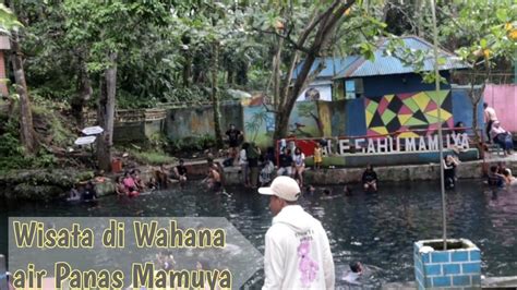 Terapi Belerang Di Tempat Wisata Pemandian Air Panas Mamuya Maluku