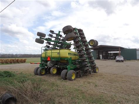 2011 John Deere 1990 CCS Air Seeder BigIron Auctions