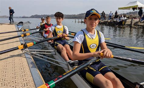 Dodici Medaglie Per La Canottieri Luino Al Meeting Giovanile Di Candia