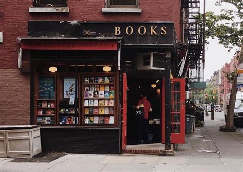 A Bibliophile’s Guide to the Best Bookstores in NYC - Thither