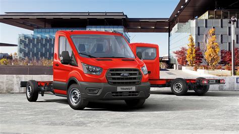 Características y capacidad de la Ford Transit Ford ES