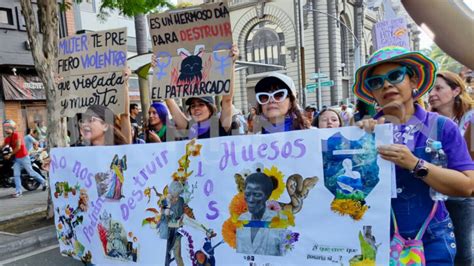 Así se vivió la jornada del 8M en Medellín Gritos y arte para exigir