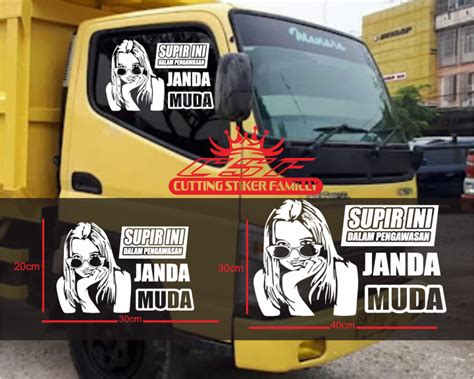 Stiker Mobil Kaca Depan Samping SUPIR INI DALAM PENGAWASAN JANDA MUDA