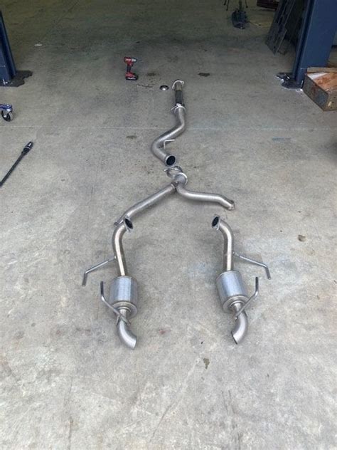 Outback R Nameless Performance Mid Pipe Axle Back