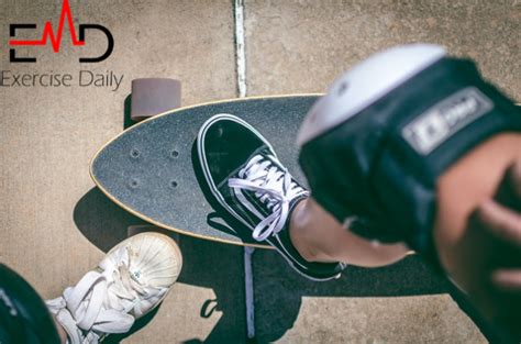 Best Skateboard Pads to Buy in 2021 | Exercise Daily