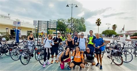 Forte Dei Marmi Tour In Bicicletta E Gemme Nascoste Con Un Abitante