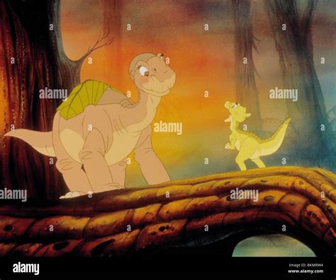 The land before time (1988) hi-res stock photography and images - Alamy