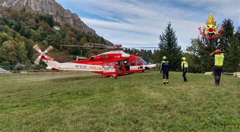 Bloccati In Grignetta Salvati Dai Pompieri Prima Merate