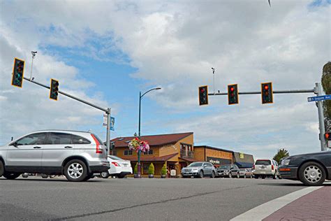 Downtown traffic lights on hold | Peninsula Daily News