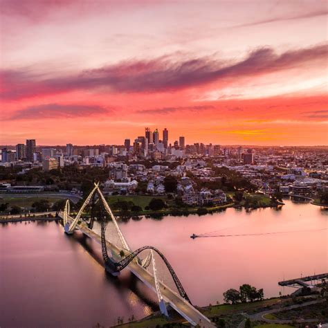 Bridge Climb – Twilight/Night (NO ZIPLINE) - Perth Bridge Climb and Zip ...