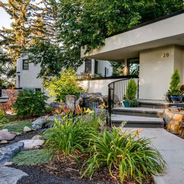 75 Front Yard Waterfall Ideas You'll Love - May, 2024 | Houzz