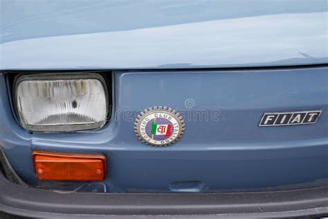 Placa Fiat 126 E Logo Texto Do Clube Italiano Vintage Modelo Antigo De