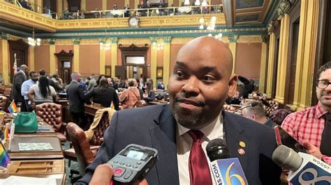 Michigan Democrats Pass Lgbtq Protections Axios Detroit