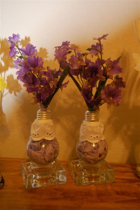 Light Bulb Flower Vase Flower Vase Making Bulb Flowers Flower Vases