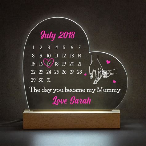 Beecreative Personalised The Day You Became My Mummy Light Gift For Her