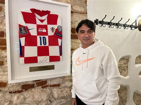 Galerija slika Zlatko Dalić u Areni na koncertu Domu mom Hrvatsku