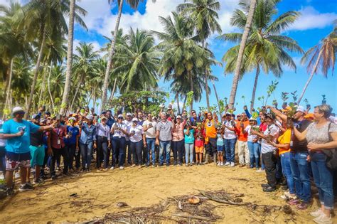 Idac Encabeza Jornada De Limpieza Y Reforestaci N En Zona Costera De