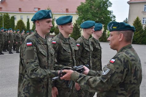 15 pułk przeciwlotniczy Na placu apelowym 15 Gołdapskiego Pułku