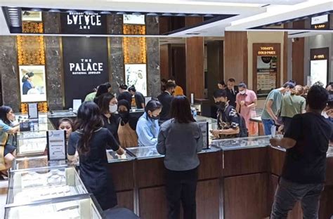 Dekatkan Diri Dengan Pelanggan Dan Perkuat Layanan The Palace Jeweler