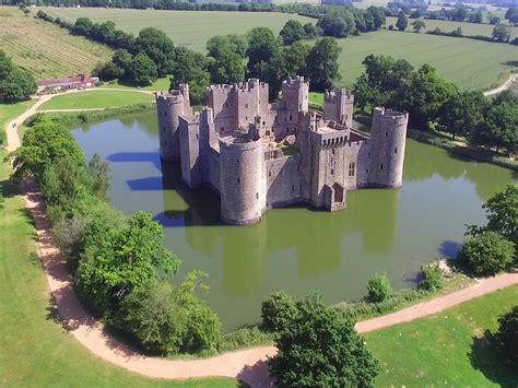 BODIAM CASTLE