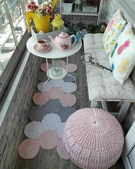 Pin By Yelis On Balconies And Porches Small Balcony Decor Apartment