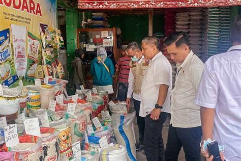 Pastikan Stok Beras Jatim Aman Satgas Pangan Bareskrim Polri Sidak