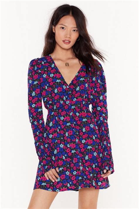 Womens Dark Ditsy Button Detail Tea Dress Boohoo Uk