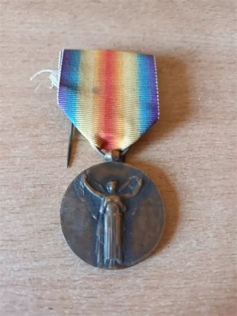 P Ancienne Medaille Militaire Francaise Grande Guerre Pour La