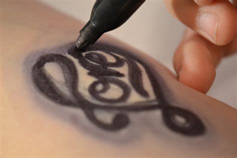 How to Make a Fake Tattoo With a Sharpie (with Pictures) | eHow