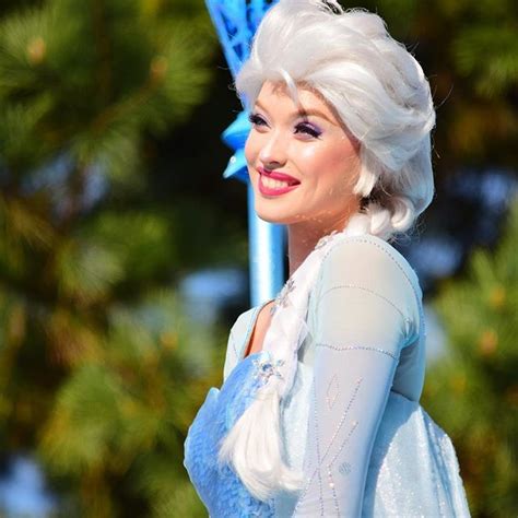 Frozen Face, Elsa Frozen, Disney Frozen, Disney Parks, Disney World ...