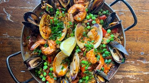 Paella Valenciana | Plate