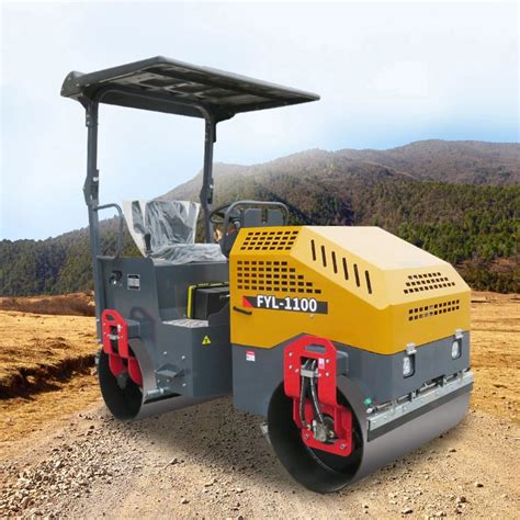 Double Drum Ride On Vibratory Roller Vibratory Compactor Fyl