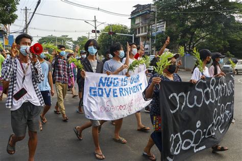 Myanmar protests continue despite peace agreement - NewsLooks