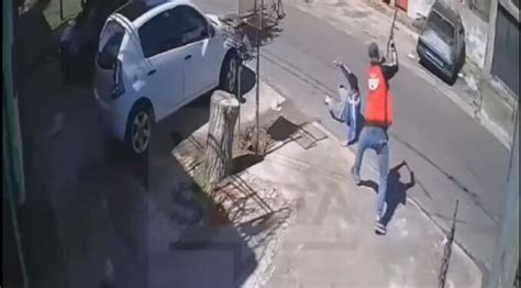 Lomas En Plena Calle Mat A Su Vecino De Un Fierrazo En La Cabeza