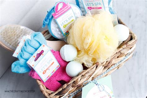 DIY Spa Gift Basket