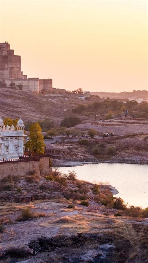 Bing Hd Wallpaper Jun Jaswant Thada And Mehrangarh Fort