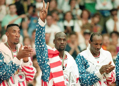 Michael Jordan sa veste de la Dream Team mise aux enchères