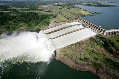 Itaipu Dam Panoramic Tour - Iguassu Falls, Brazil